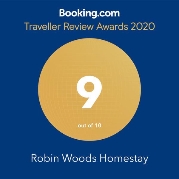 Robin Woods Homestay 사클레시푸르 외부 사진